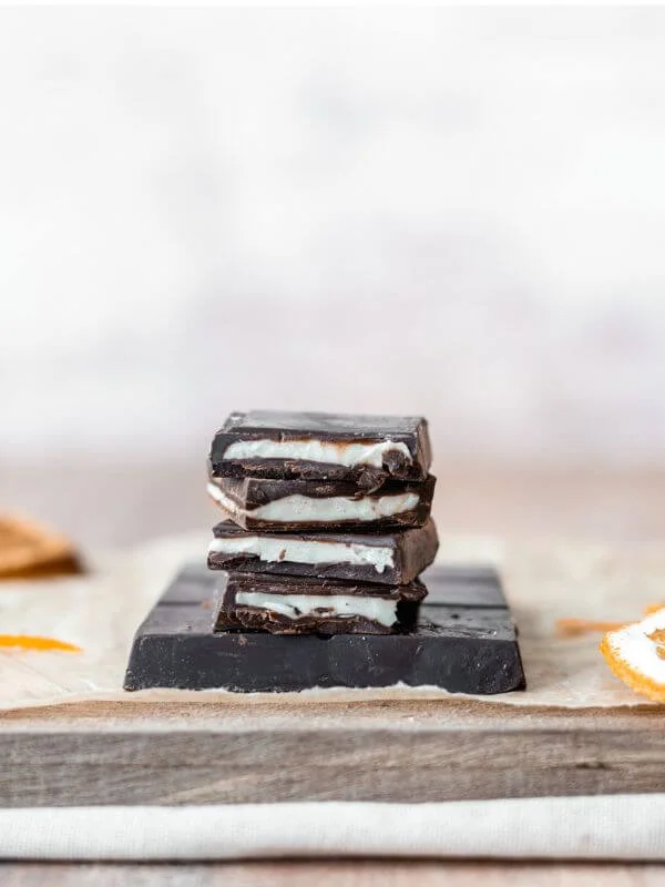 Temna čokolada s pomarančnim polnilom s sladilom