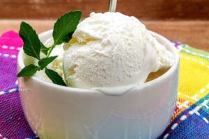 KETO bezgov sladoled brez sladkorja pajs brez obresti