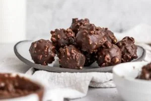 keto ferrero rocher brez peke pajs brez obresti
