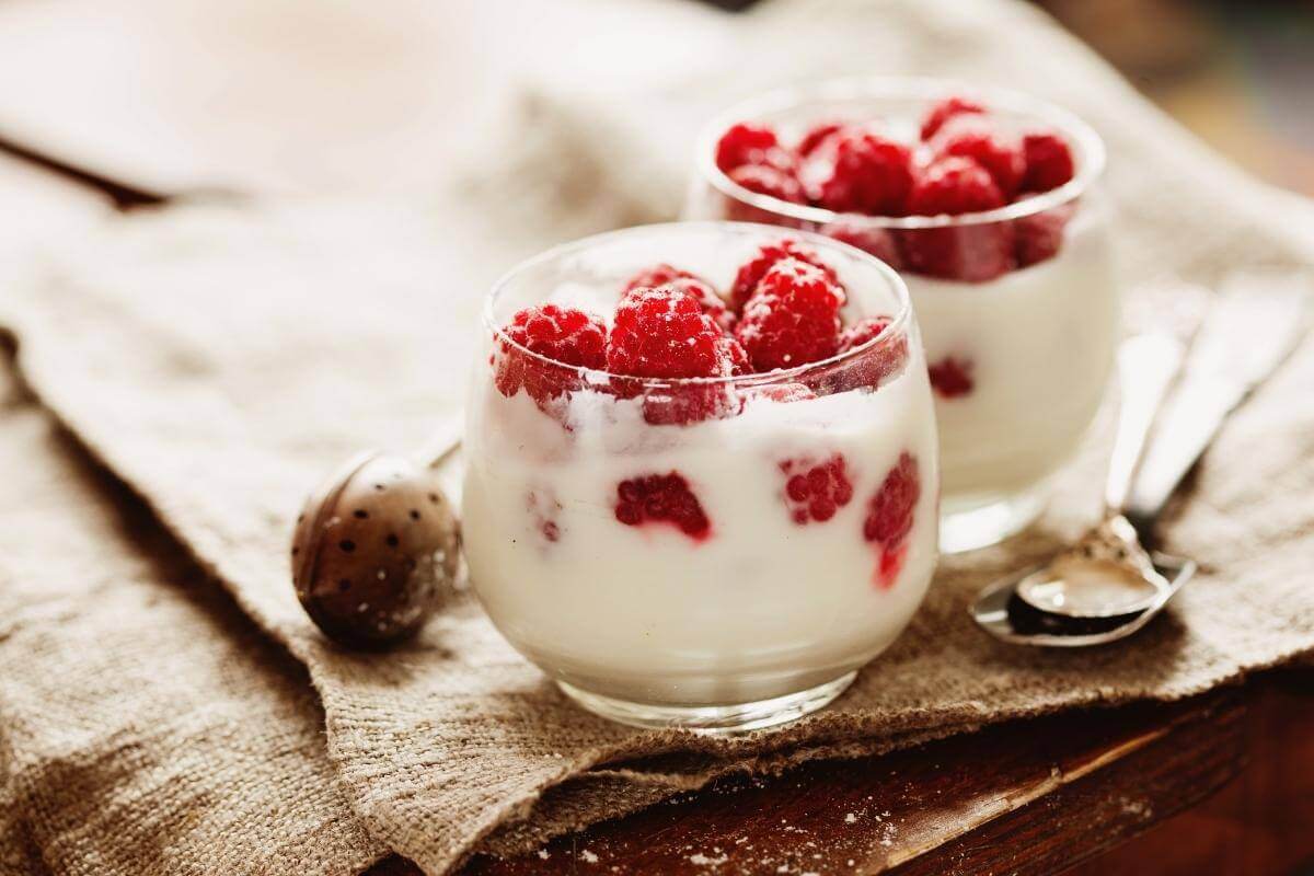 VANILIJEVA KREMA IZ KONJAK MOKE pajs brez obresti