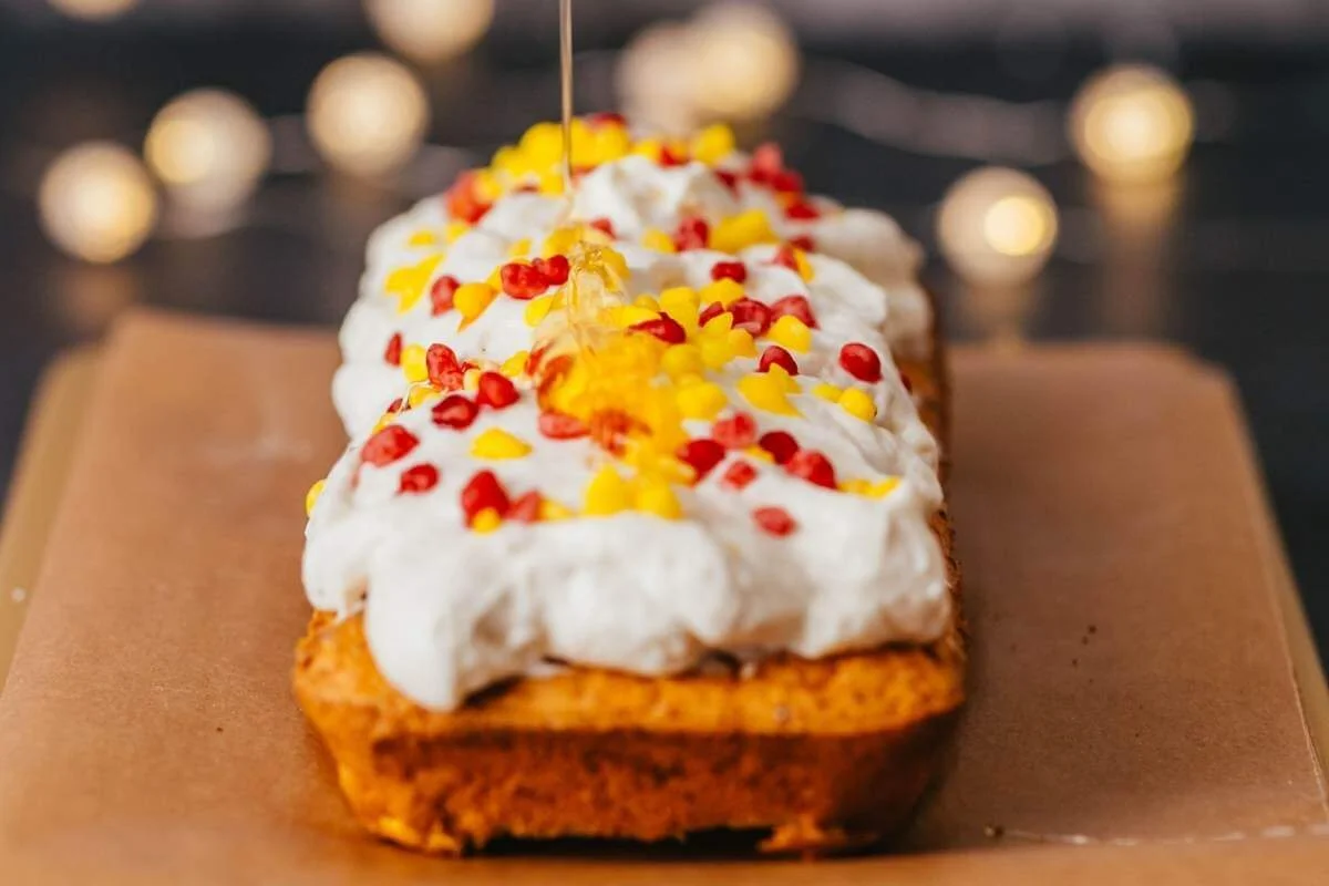 keto kokosov kolač brez mlečnin