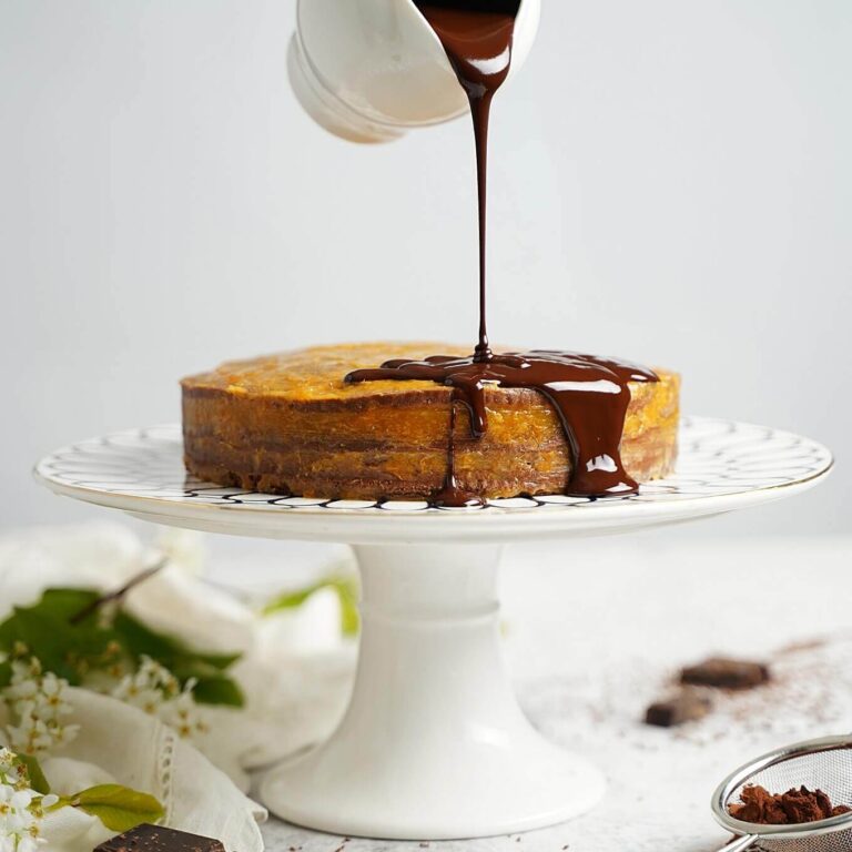 lchf keto sacher torta pajs brez obresti