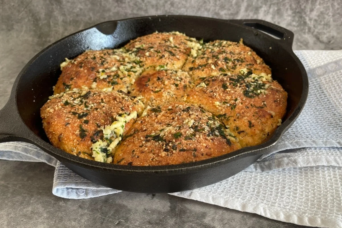 KETO Česnov kruh