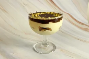 Dubajska čokoladna fantazija v kozarčku