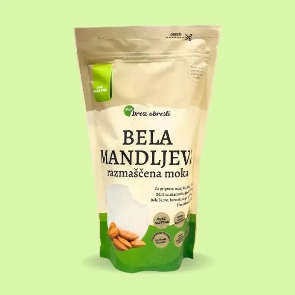 Bela mandljeva razmaščena moka