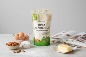 Pajs brez obresti Mandljeva razmaščena moka